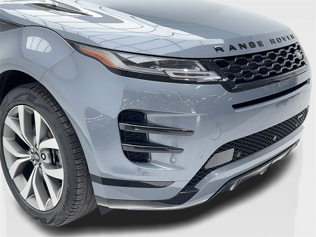 2022 Land Rover Range Rover Evoque R-Dynamic SE photo 2