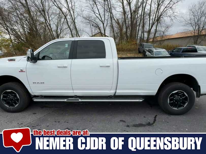 2026 Ram 3500 Laramie photo 4