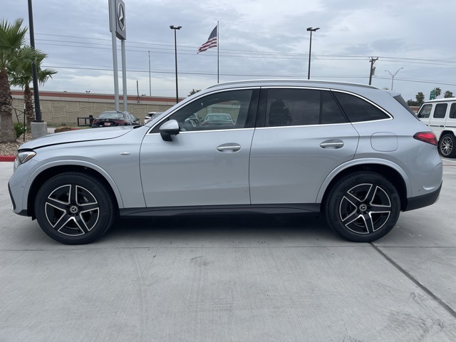 2025 Mercedes Benz GLC 350e 4MATIC photo 3