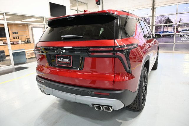 2026 Chevrolet Traverse photo 3