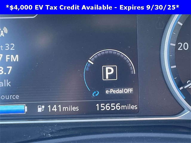 2023 Nissan Leaf S photo 30