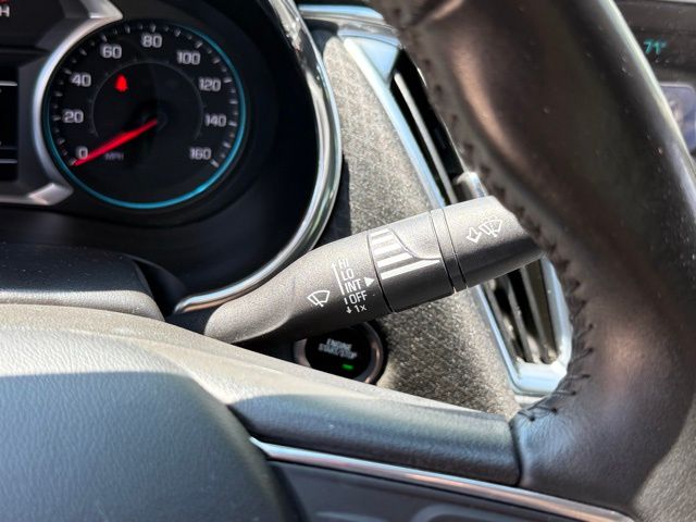 Used 2016 Iridescent Pearl Tricoat Chevrolet LT image 24