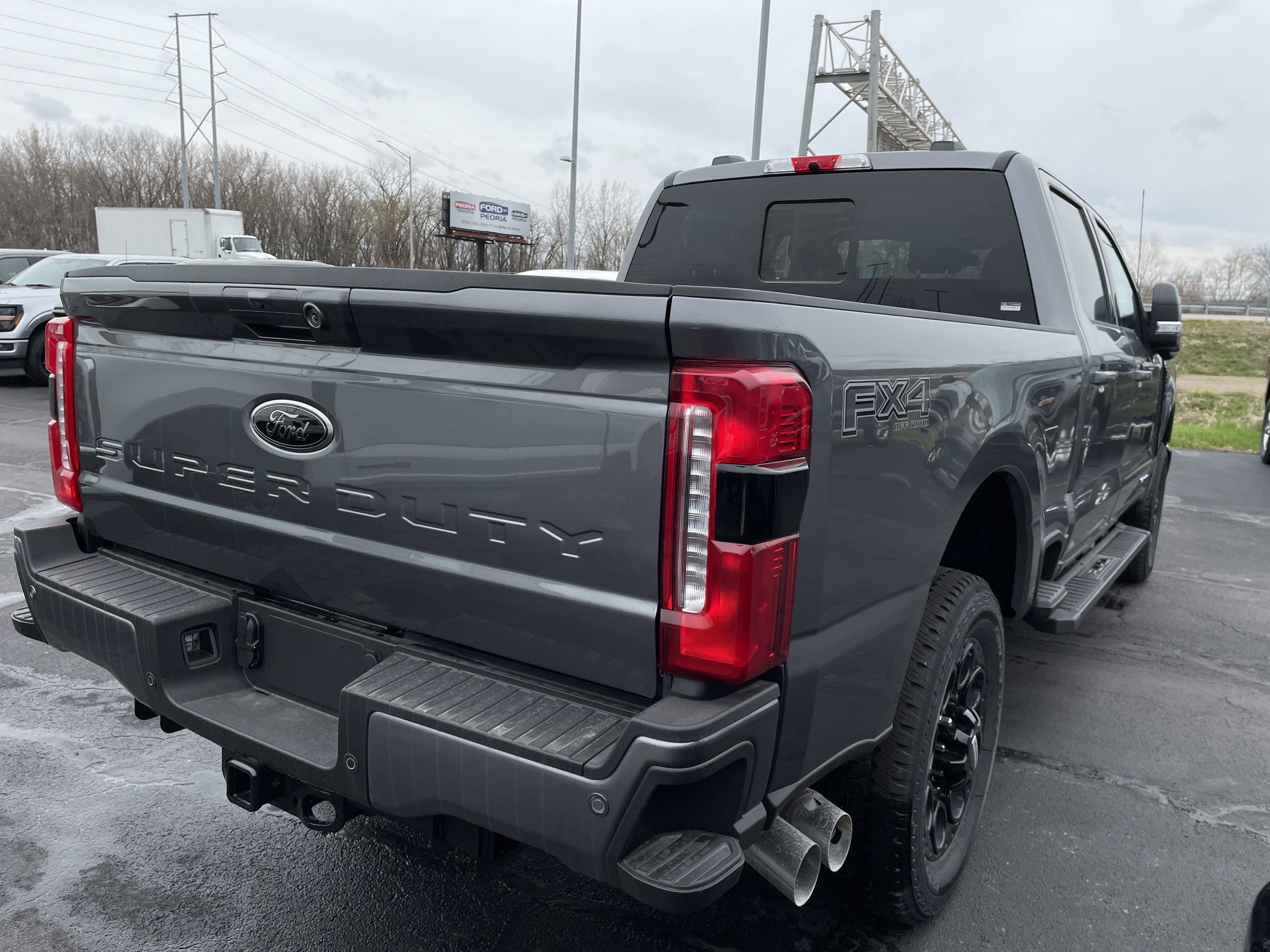 2025 Ford F-250 XLT photo 3