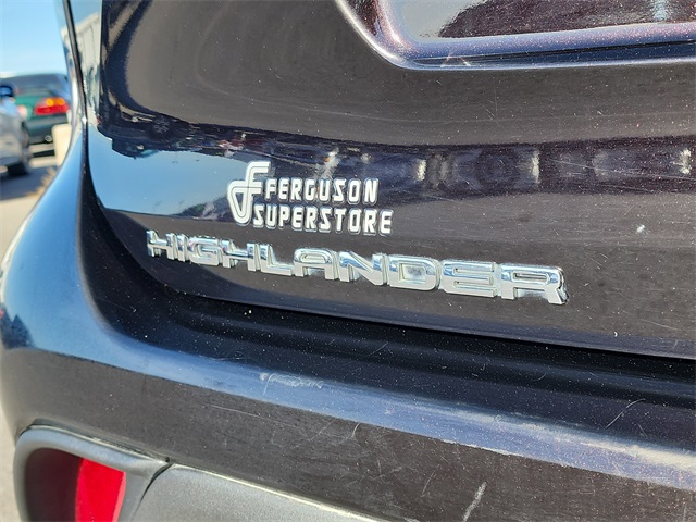 2021 Toyota Highlander XLE photo 4