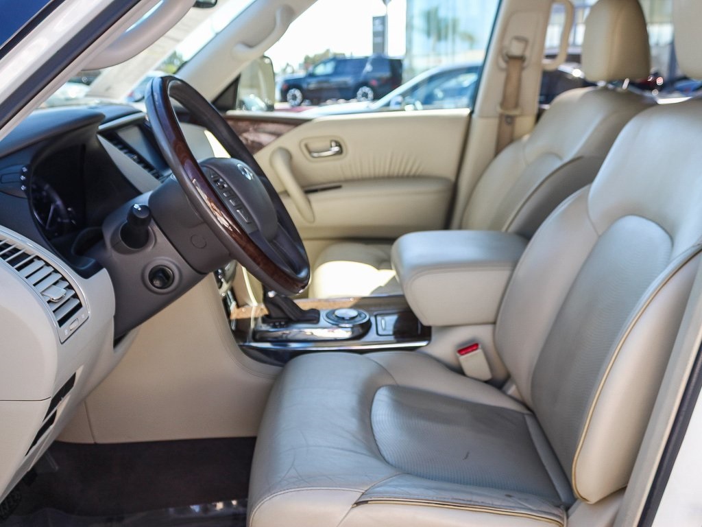 2017 Infiniti QX80 Base photo 19