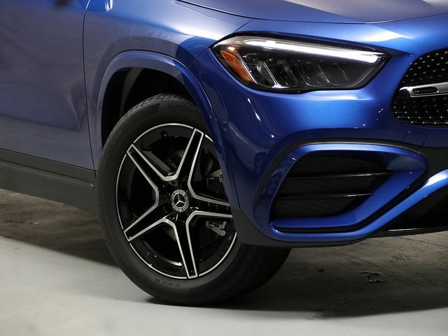 2025 Mercedes Benz GLA 250 4MATIC photo 2
