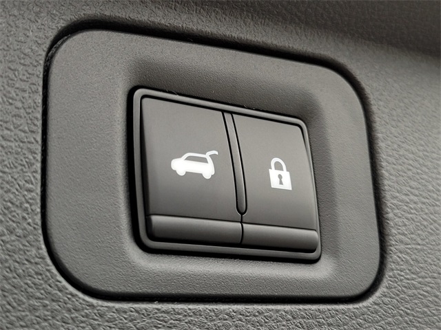 2025 Nissan Armada Platinum photo 17