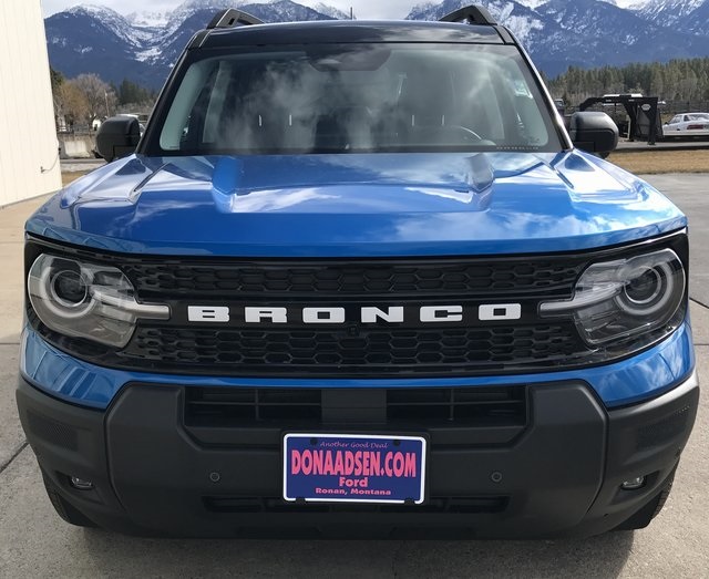 2025 Ford Bronco Sport Outer Banks photo 2