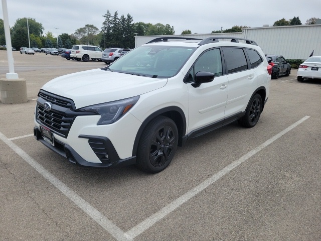 2024 Subaru Ascent Onyx Edition photo 3