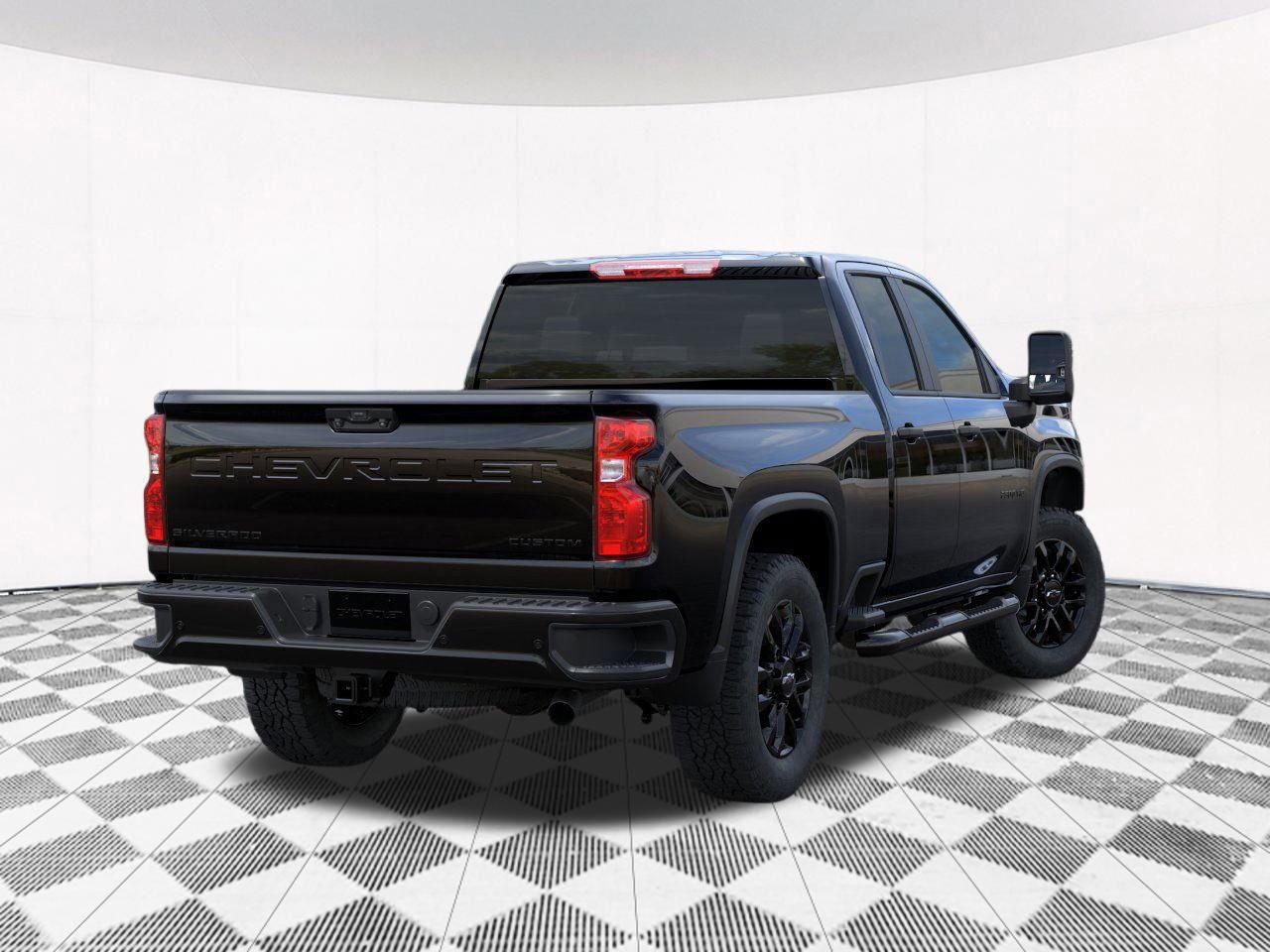 2026 Chevrolet Silverado 2500HD Custom photo 4