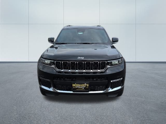 2025 Jeep Grand Cherokee Limited photo 7