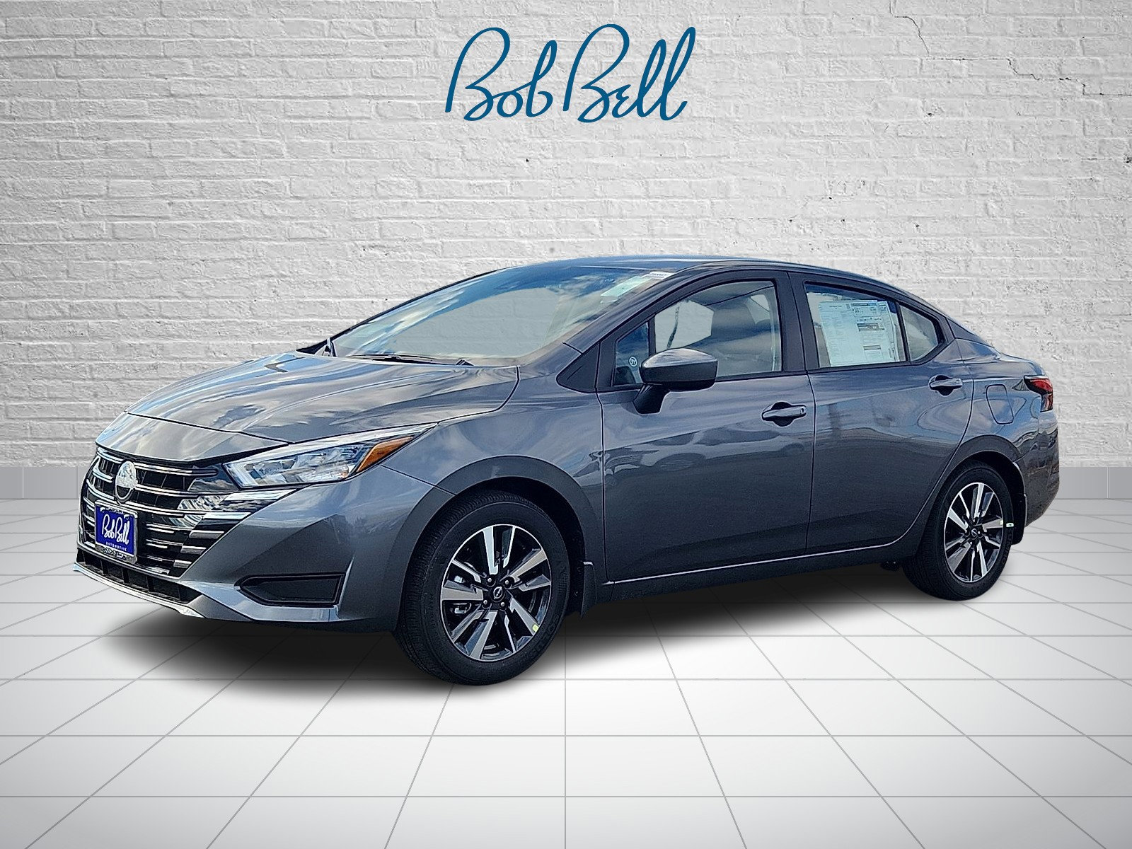 2025 Nissan Versa 1.6 SV photo 2