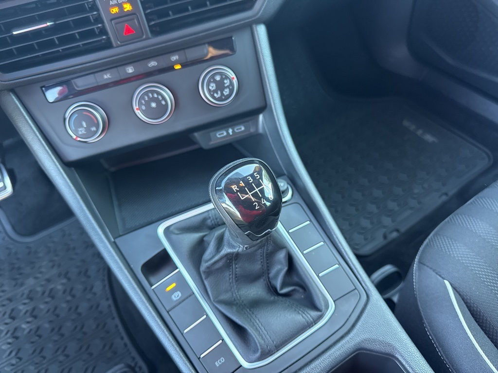 2023 Volkswagen Jetta 1.5T Sport photo 14