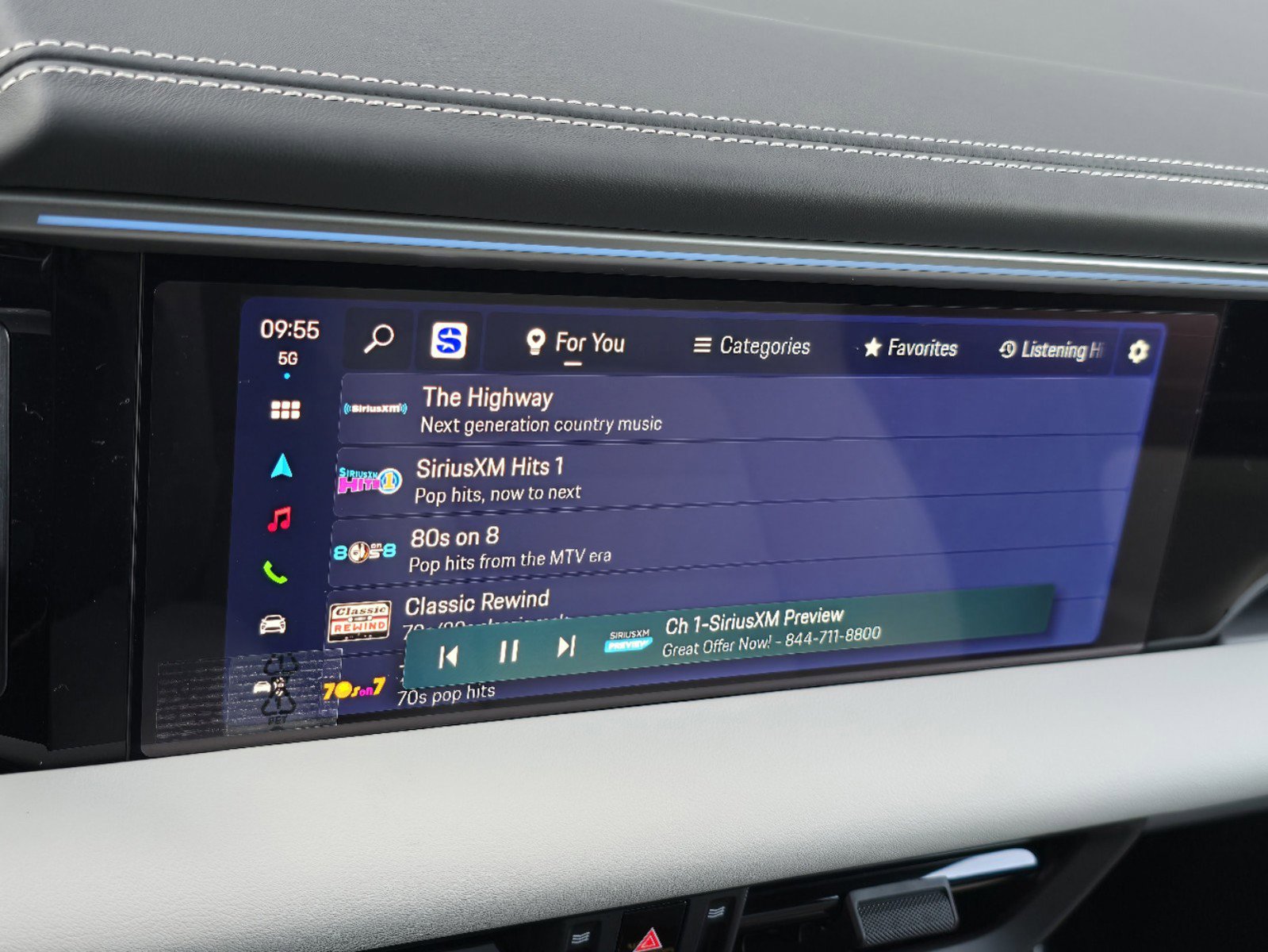 2025 Porsche Macan Electric photo 21