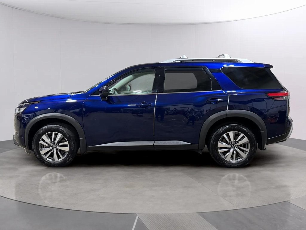 2023 Nissan Pathfinder SL photo 7