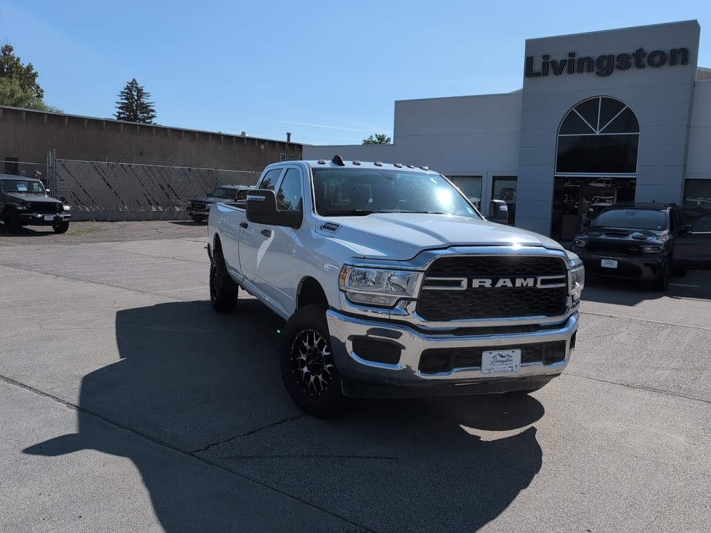 2024 Ram 2500 Tradesman photo 2