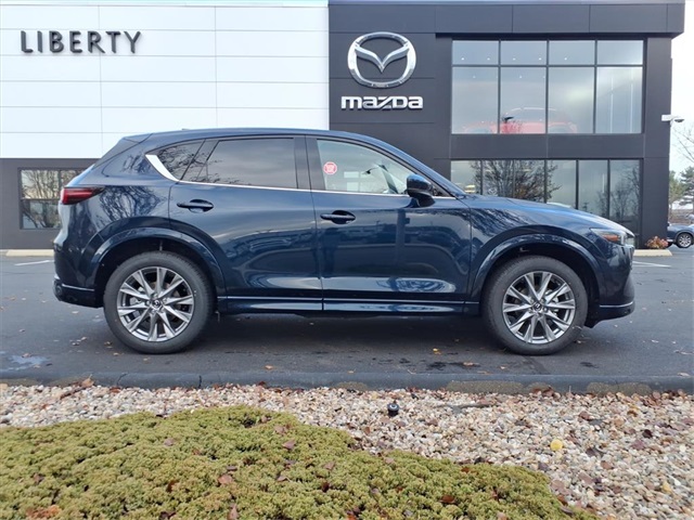 2025 Mazda CX-5 2.5 Premium Plus photo 2