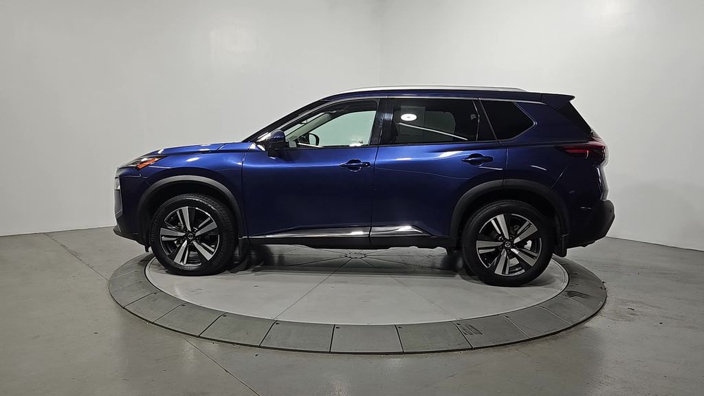 2021 Nissan Rogue SL photo 2