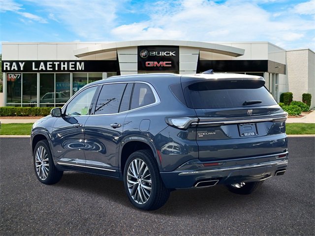 2026 Buick Enclave Avenir photo 2