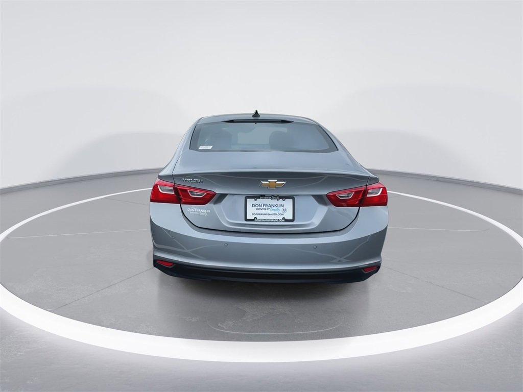 2025 Chevrolet Malibu LS photo 6