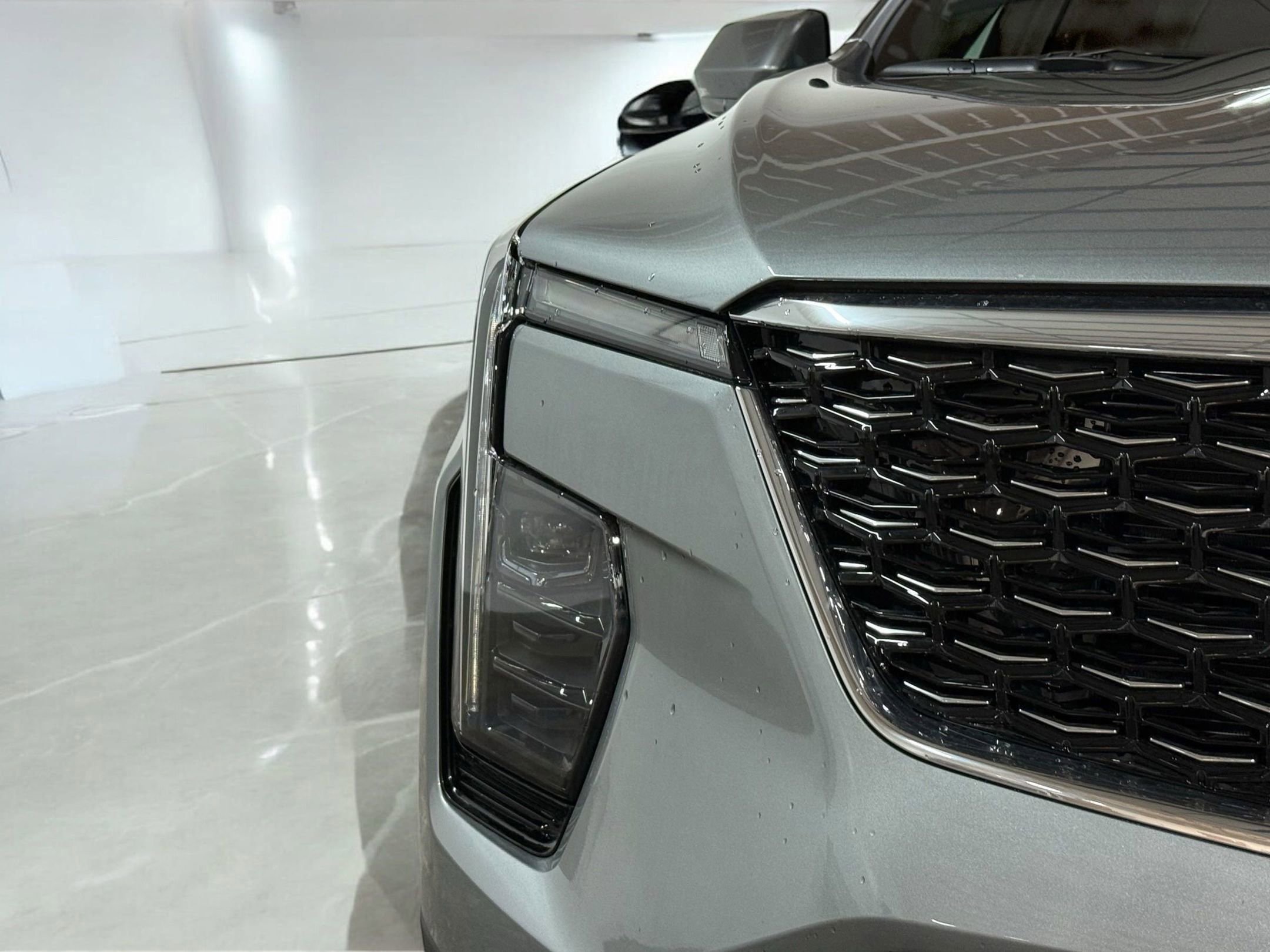 2025 Cadillac XT4 Premium Luxury photo 9