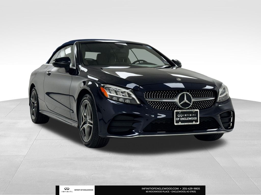 2019 Mercedes Benz C 300 4MATIC photo 2