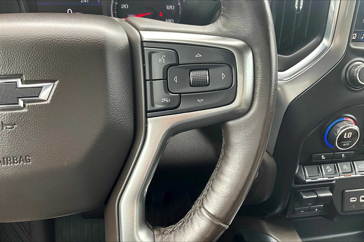 2021 Chevrolet Silverado 1500 RST photo 23