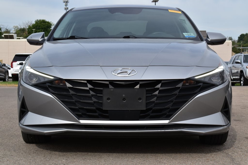 Used 2022 Hyundai Elantra SEL with VIN 5NPLS4AGXNH078175 for sale in Kansas City