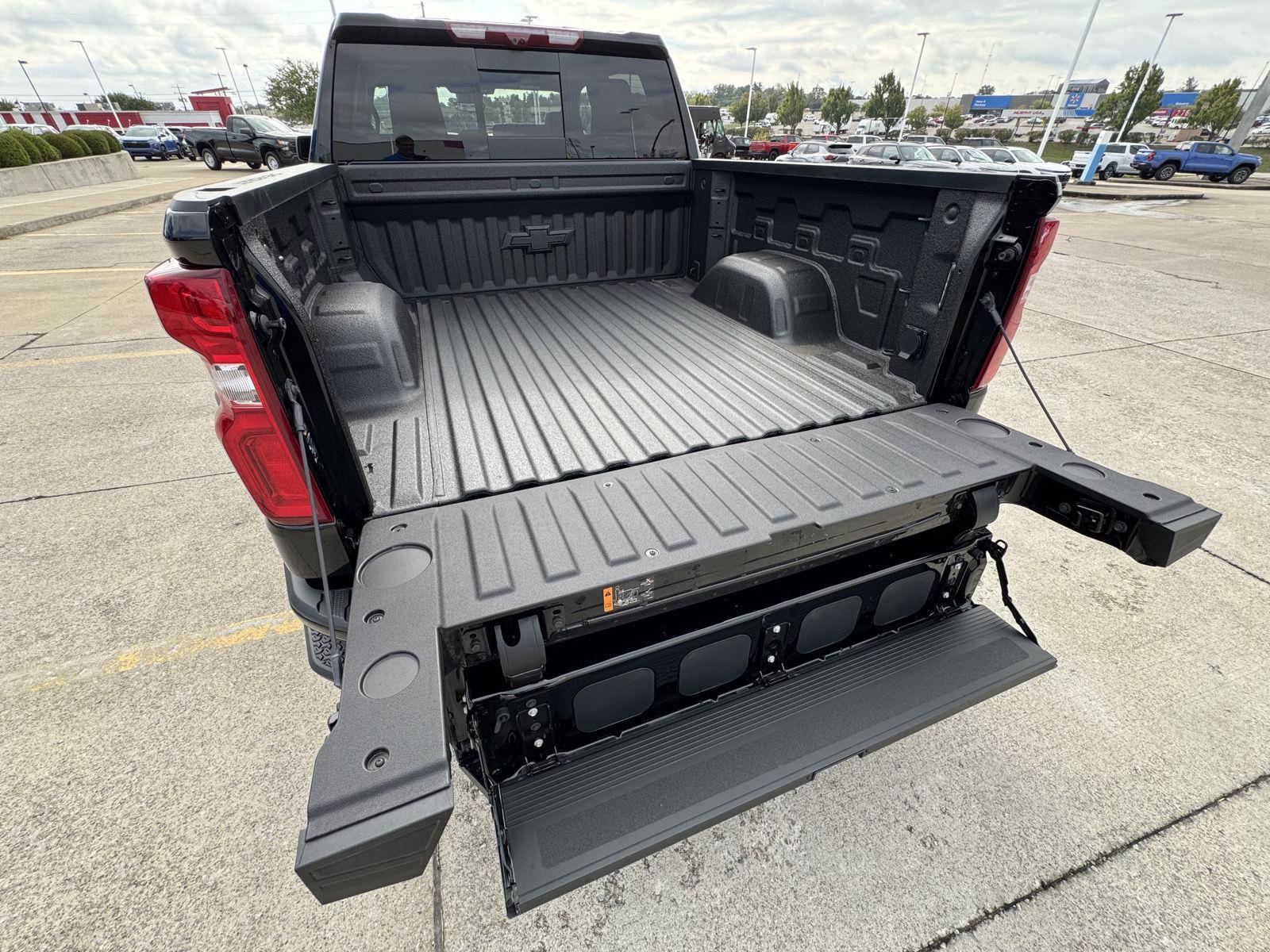 2026 Chevrolet Silverado 1500 ZR2 photo 40