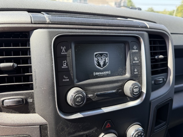 2016 Ram 1500 Express photo 20