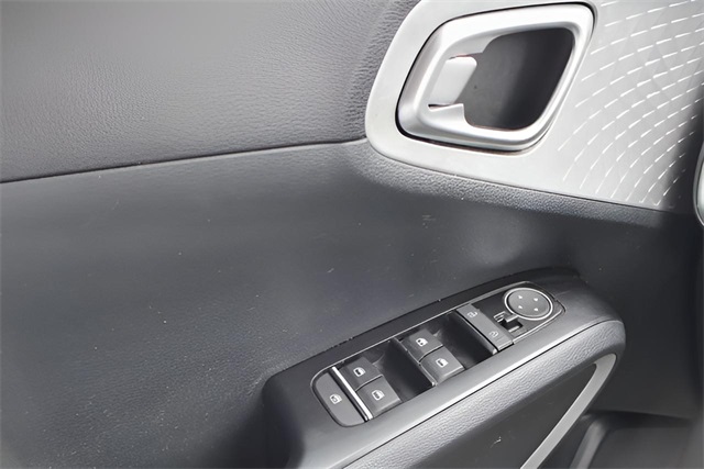 2023 Kia Soul LX photo 6