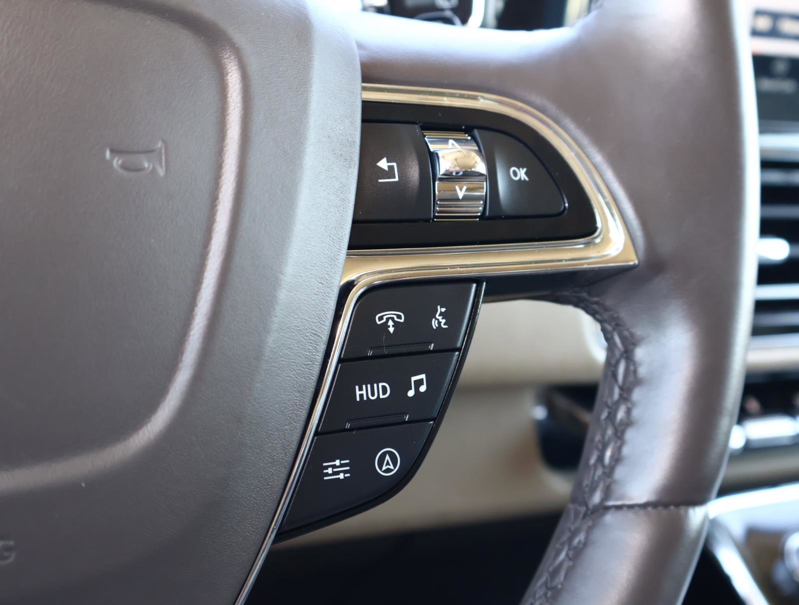 2023 Lincoln Navigator L Reserve photo 26