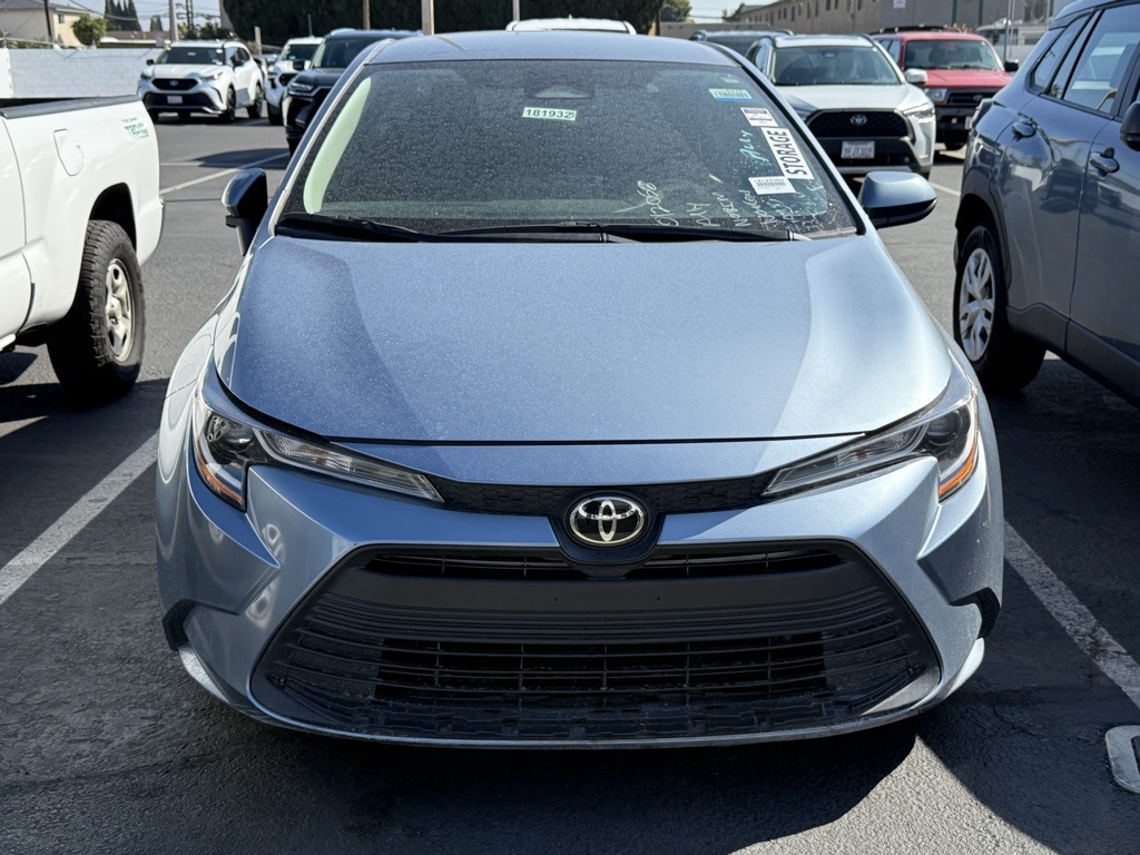 2023 Toyota Corolla LE photo 2