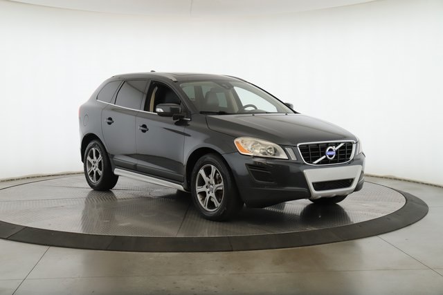 Used 2012 Volvo XC60 T6 with VIN YV4902DZ4C2262024 for sale in Findlay, OH