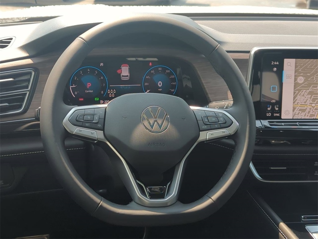 2025 Volkswagen Atlas SEL Premium R-Line photo 11