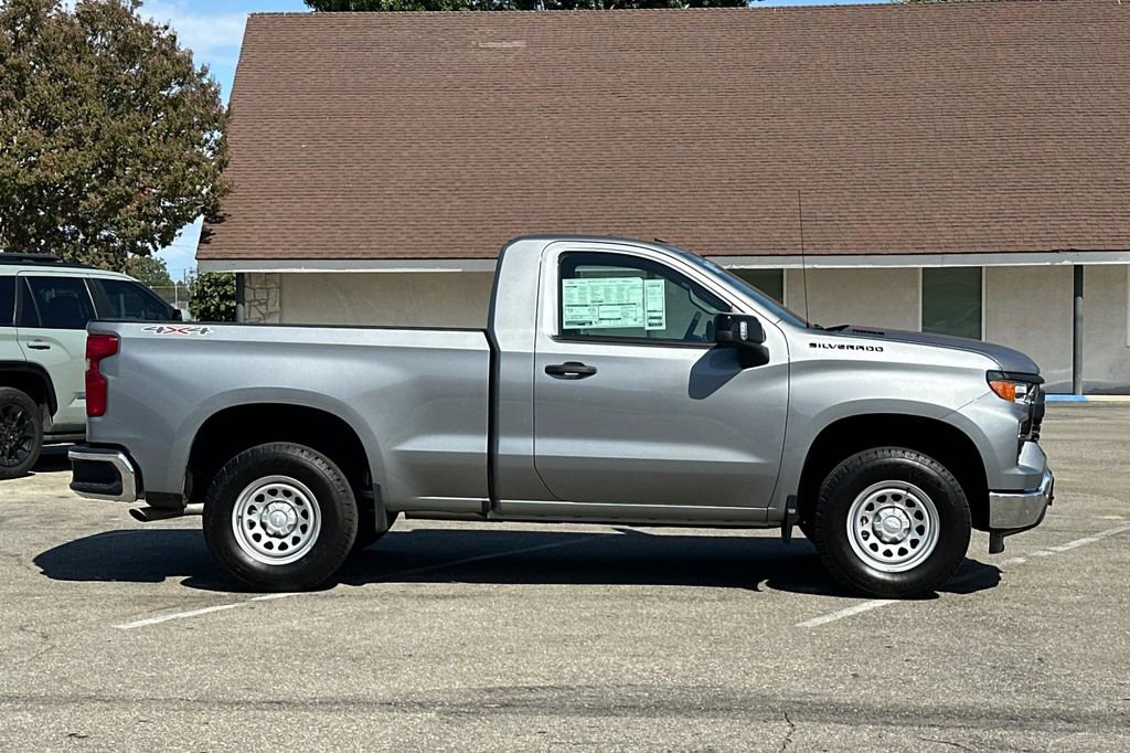 2026 Chevrolet Silverado 1500 photo 3