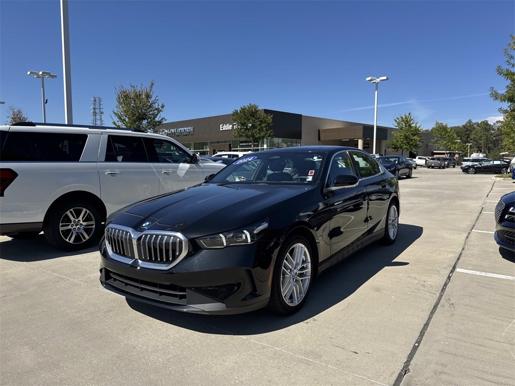 2024 BMW 5 Series 530i's photo