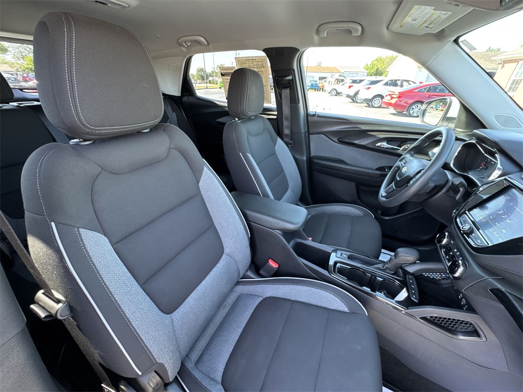 2022 Chevrolet Trailblazer LT photo 23