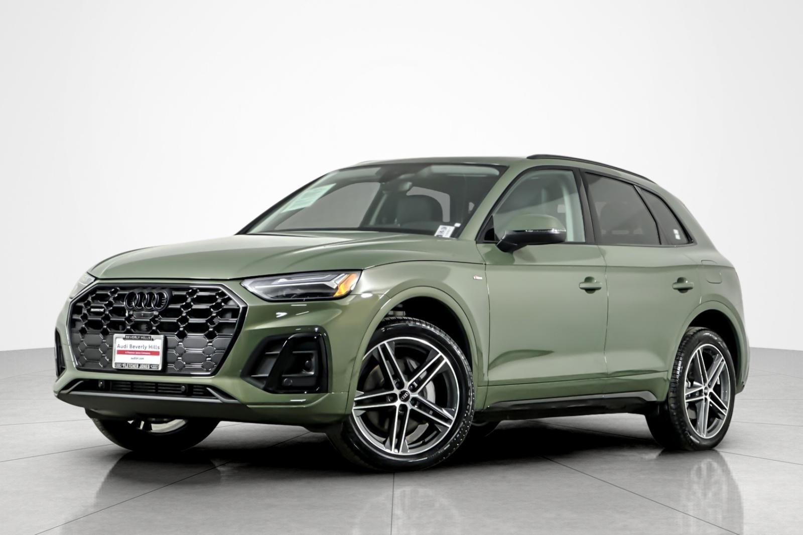 2023 Audi Q5 Premium Plus's photo