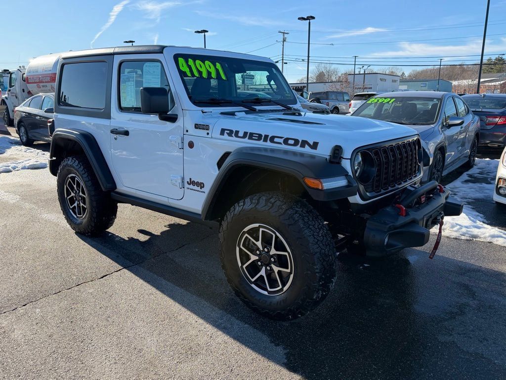 2025 Jeep Wrangler 2-Door Rubicon's photo