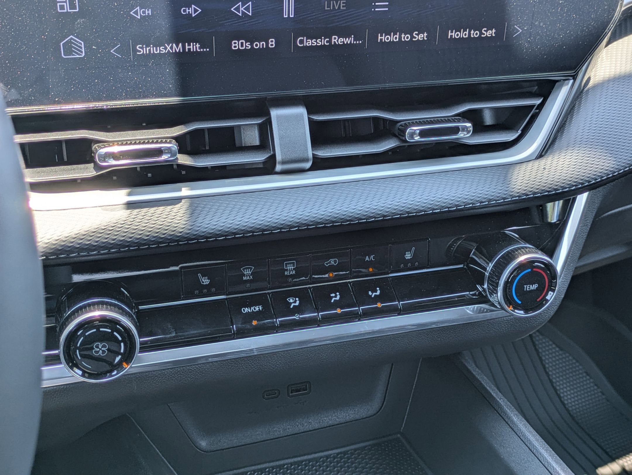 2026 Chevrolet Equinox LT photo 18
