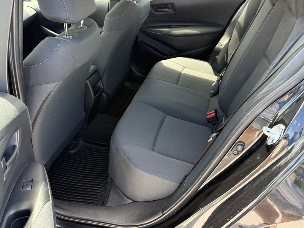 2022 Toyota Corolla LE photo 14