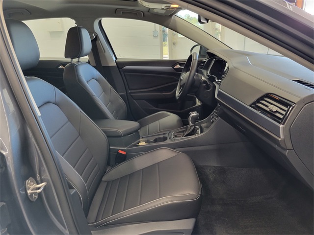 2023 Volkswagen Jetta 1.5T SE photo 18