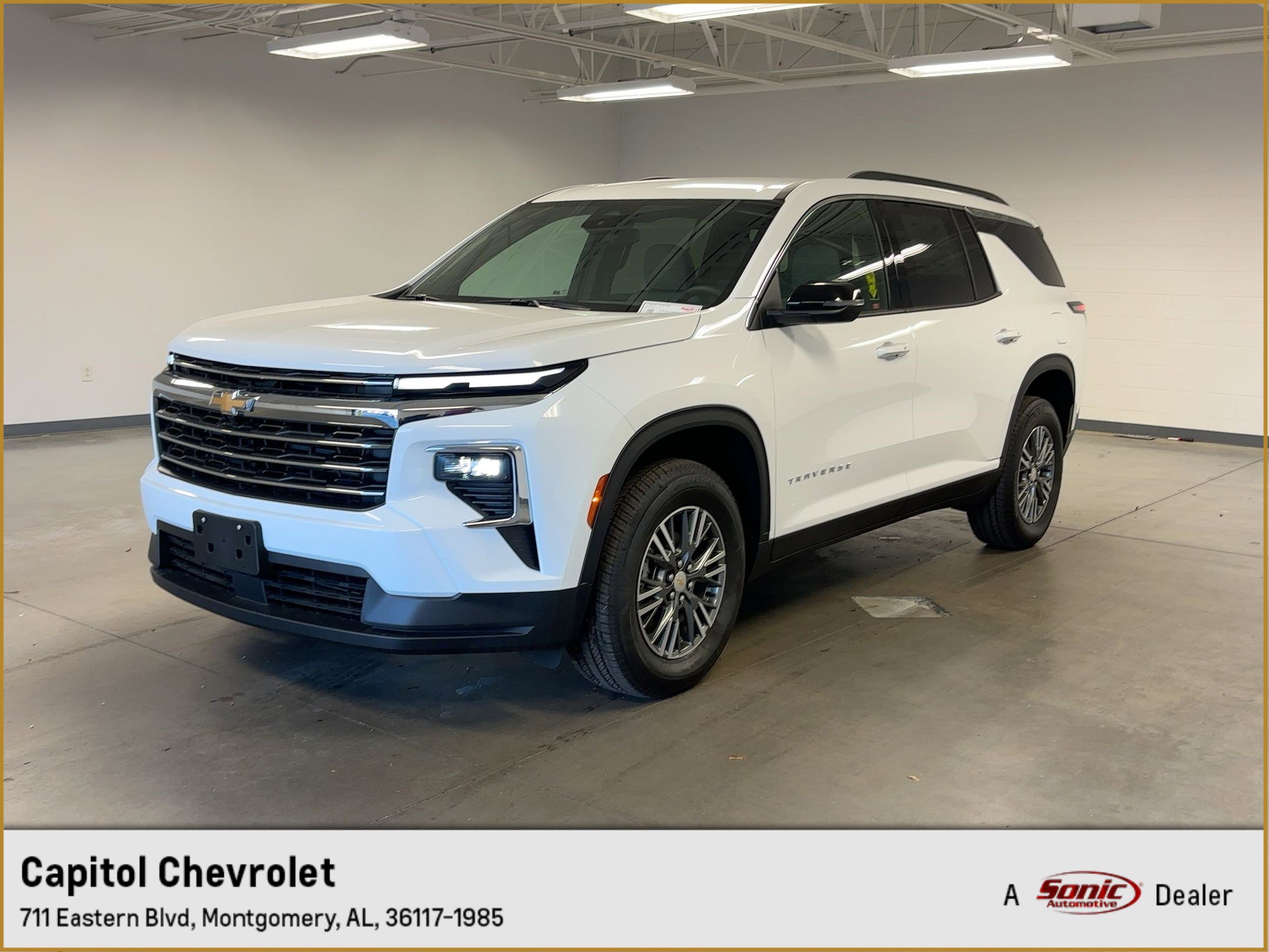 2025 Chevrolet Traverse LT's photo