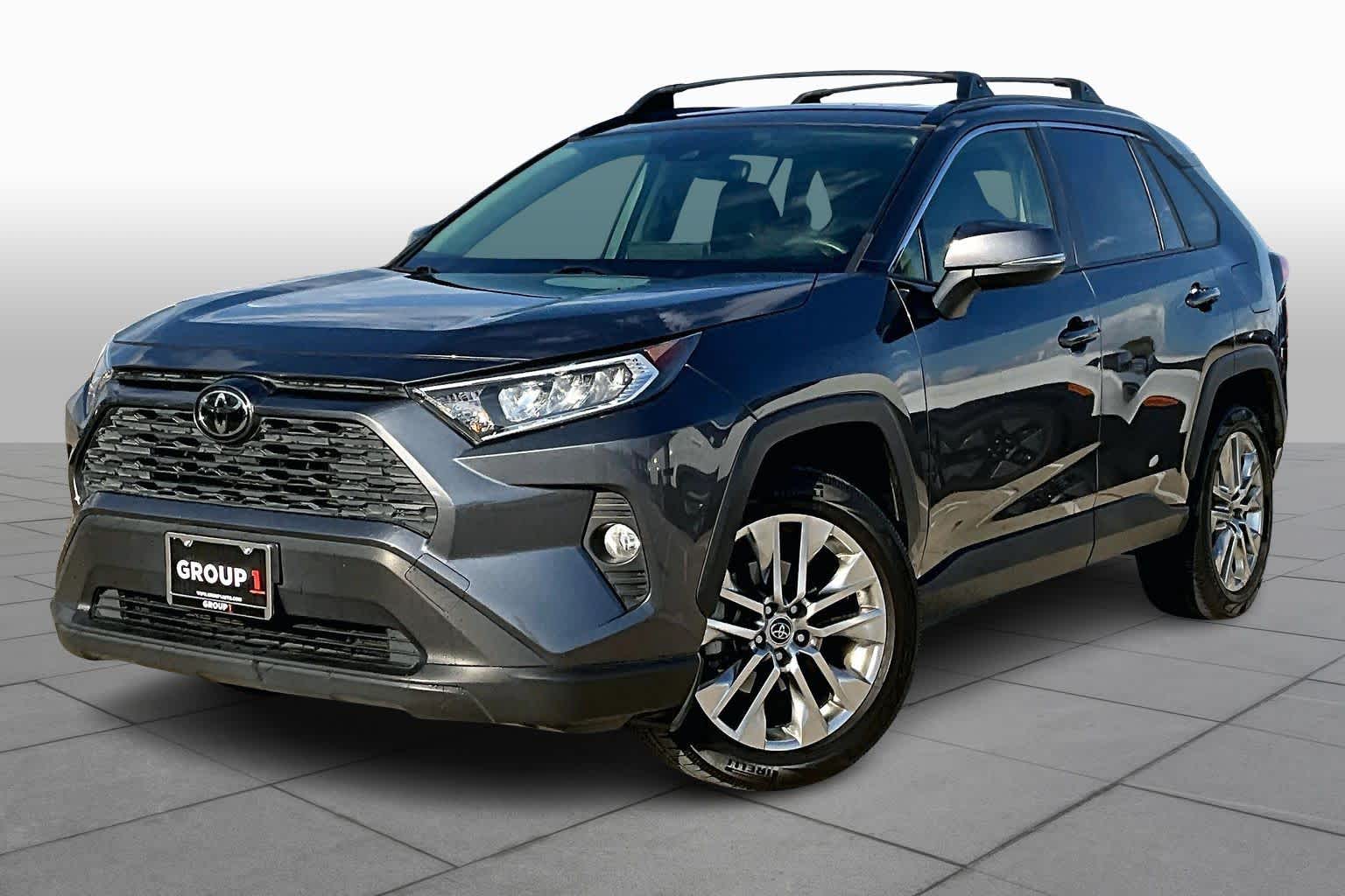2019 Toyota RAV4 XLE Premium