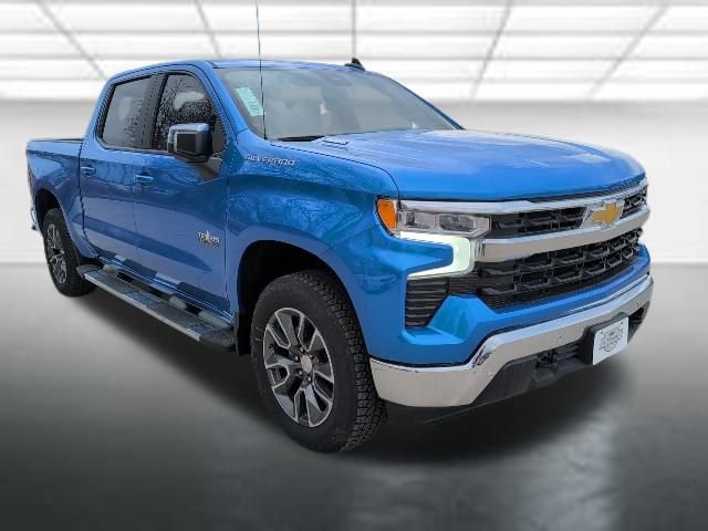 2025 Chevrolet Silverado 1500 LT's photo