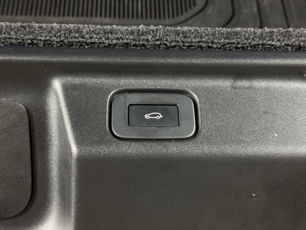 2023 Land Rover Range Rover Autobiography photo 18