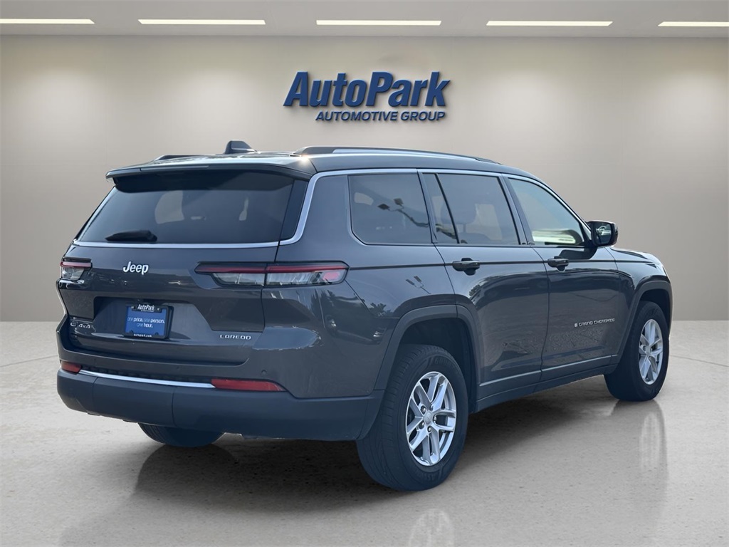 2021 Jeep Grand Cherokee Laredo photo 5