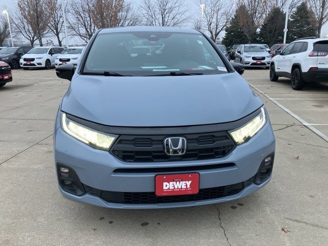 2025 Honda Odyssey photo 2