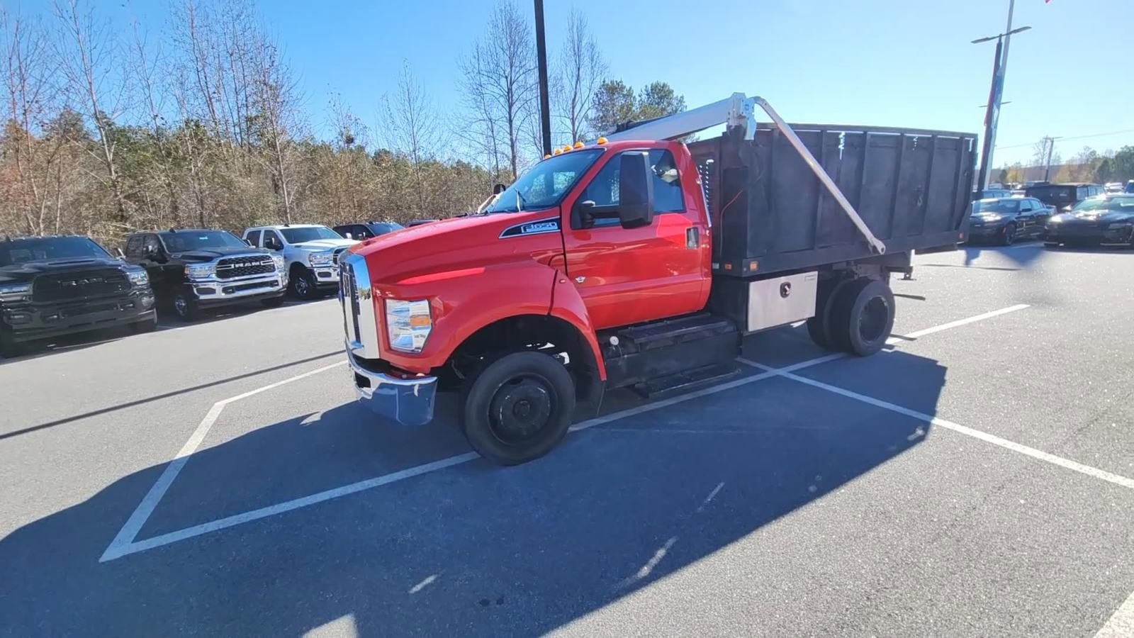 2021 Ford F-650 photo 4